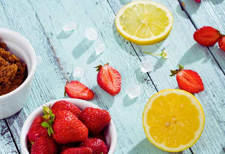 Do Lemons Have More Sugar Than Strawberries?